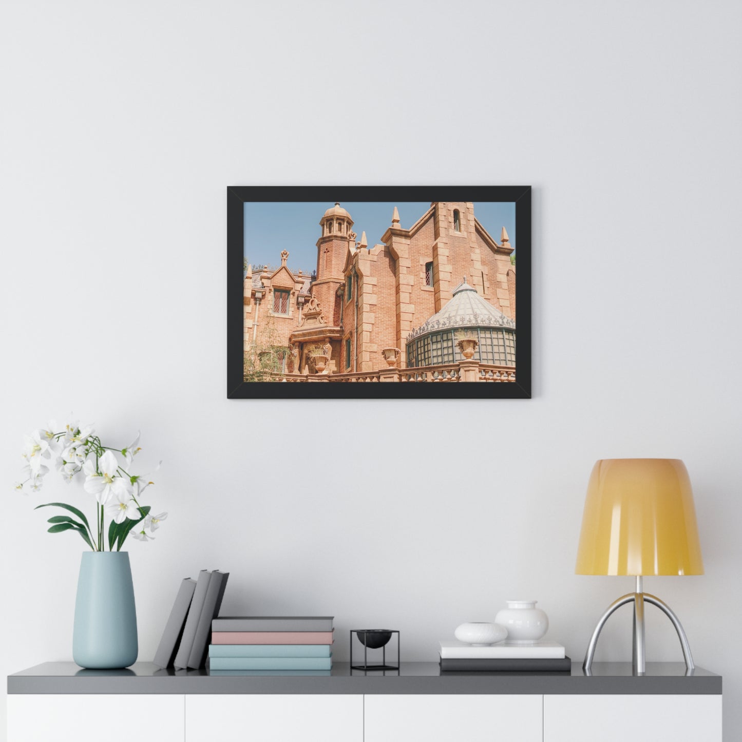 A Spooky Mansion - Framed Print