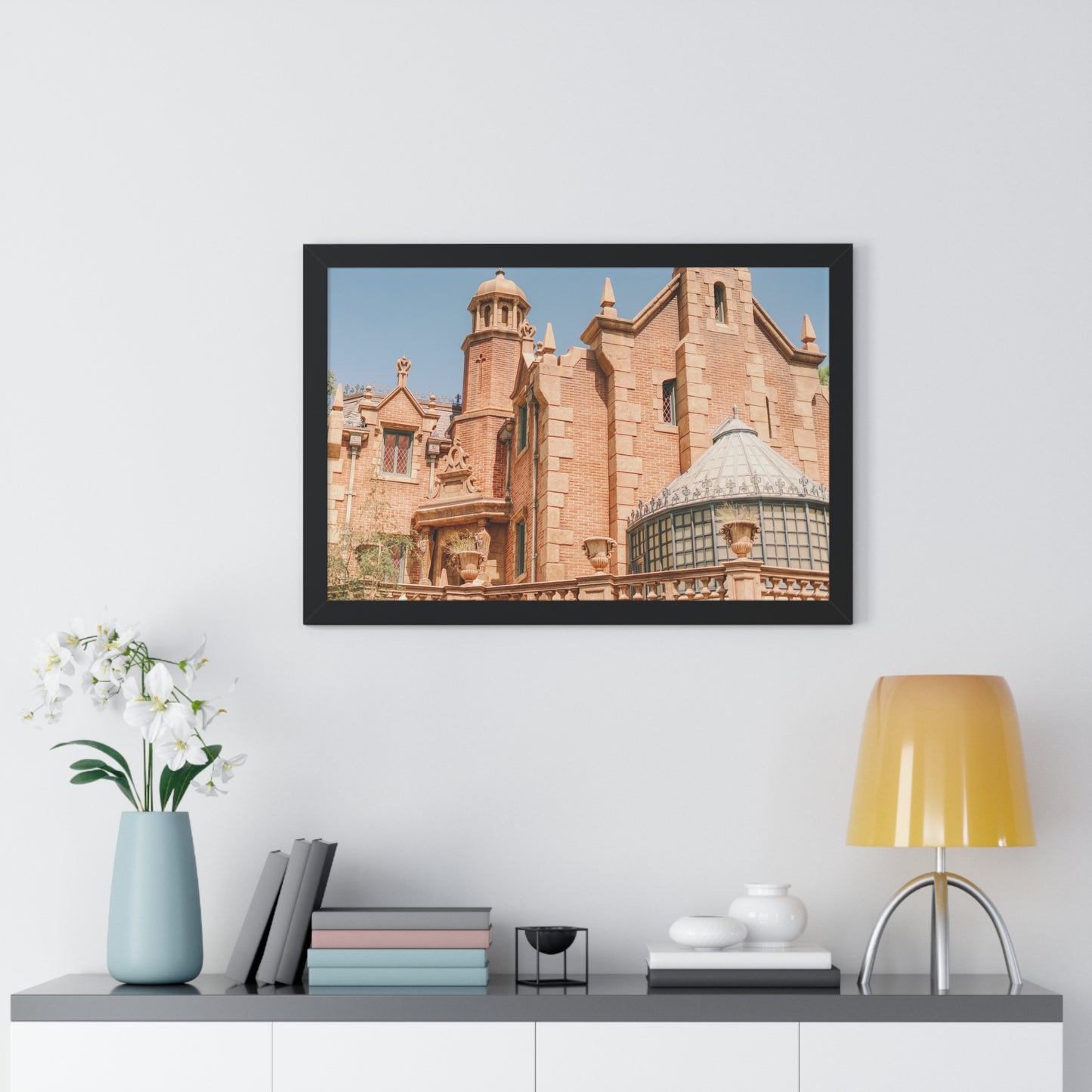 A Spooky Mansion - Framed Print