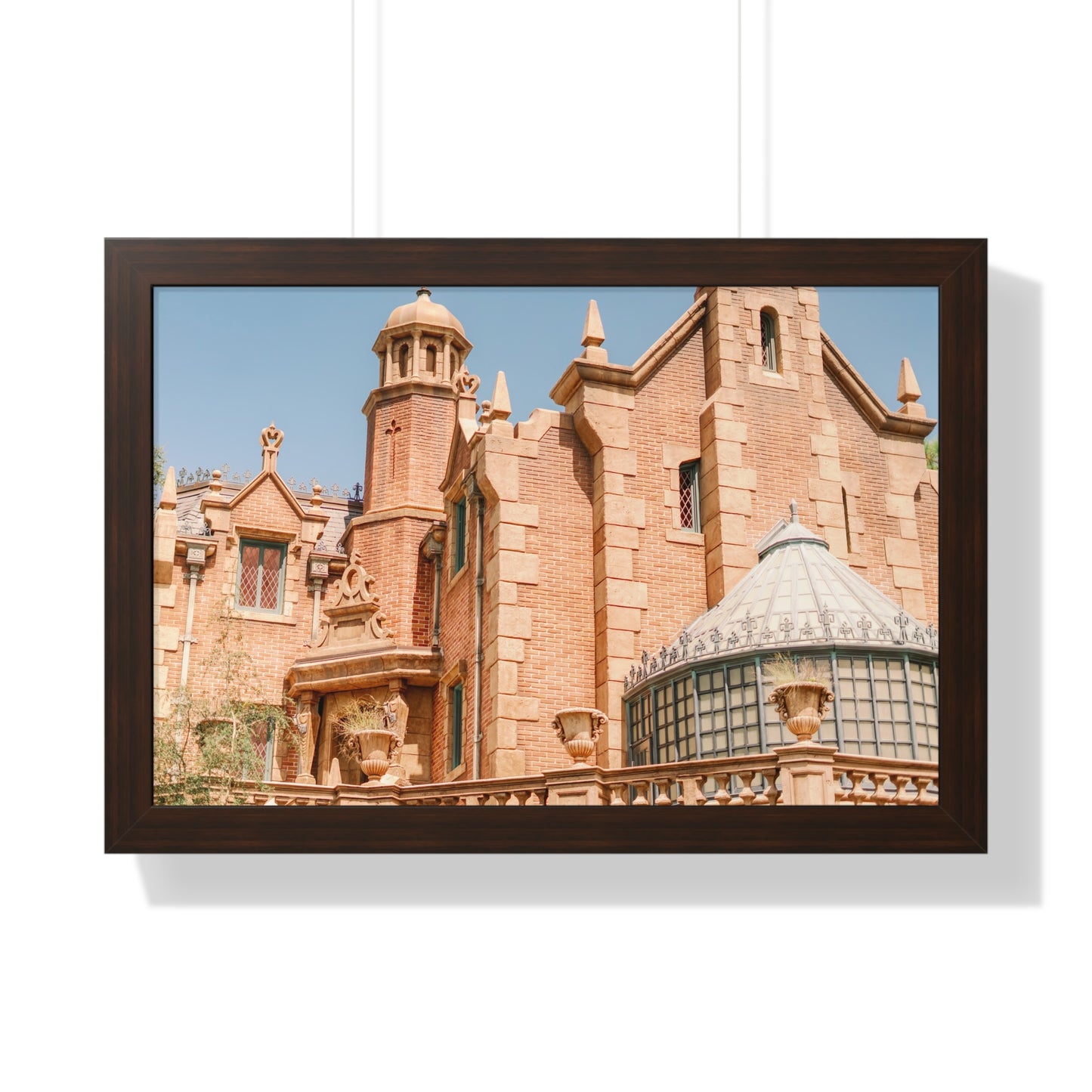 A Spooky Mansion - Framed Print