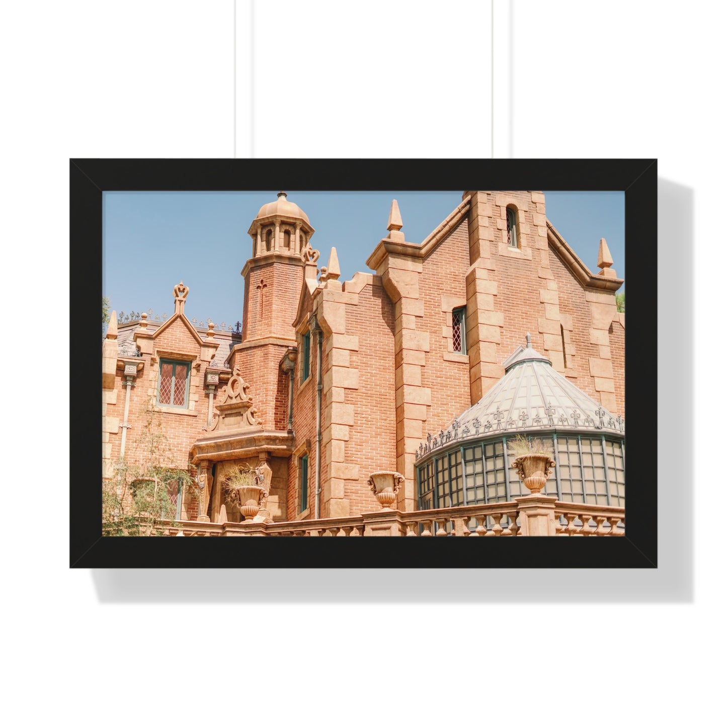 A Spooky Mansion - Framed Print